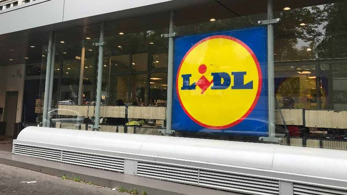 lidl-vous-propose-cette-piscine-gonflable-toy-story-pour-rendre-magique-cet-ete-pour-vos-enfants