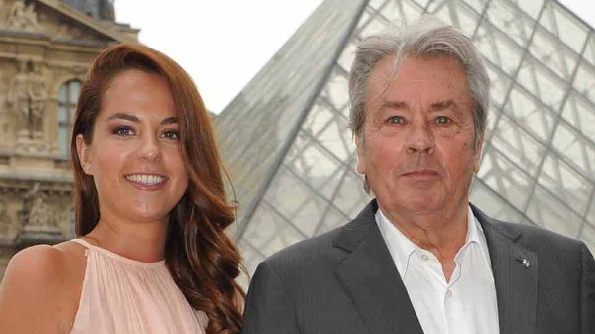 alain-delon-sans-un-sou-sa-fille-anouchka-sort-du-silence-et-explique-tout