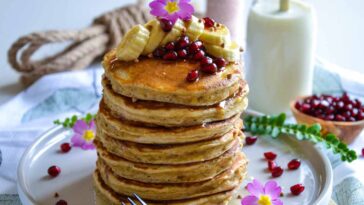 Pancakes délicieux à la banane : une recette saine, sans sucre ni matières grasses supplémentaires !