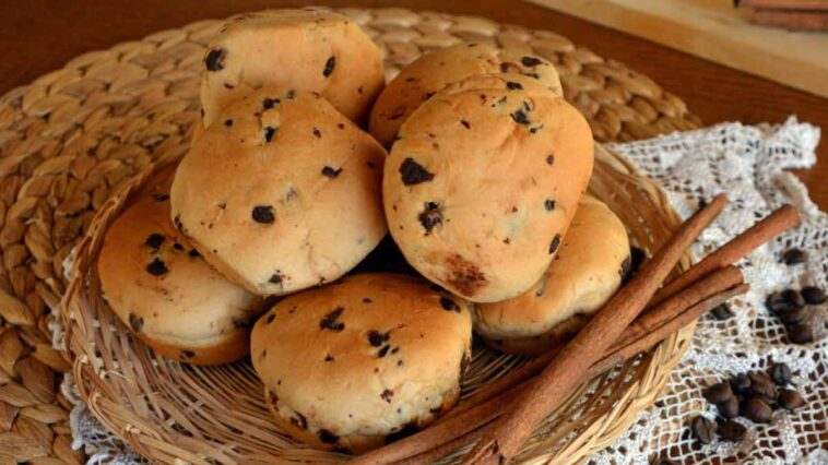 Découvrez ces délicieuses brioches légères prêtes en seulement 20 minutes pour un petit-déjeuner parfait !