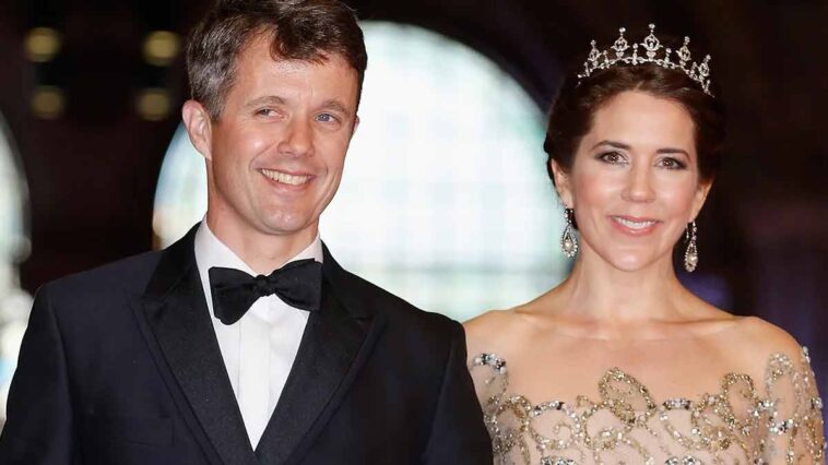 Mary de Danemark défie les rumeurs d'infidélité : son geste éloquent envers Frederik ne passe pas inaperçu