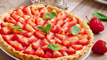 Recette facile et rapide de tarte aux fraises sans cuisson : Parfaite pour le week-end !