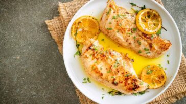 Poulet au citron façon tajine : la recette familiale délicieuse partagée par Cyril Lignac